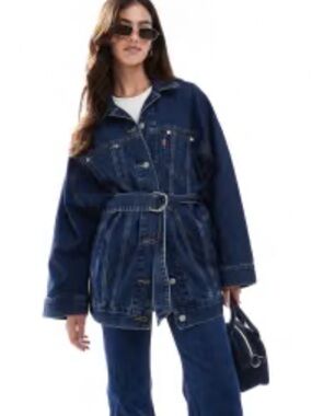 Levi's Women's Dark Blue Denim Belted Dolman Trucker Jacket